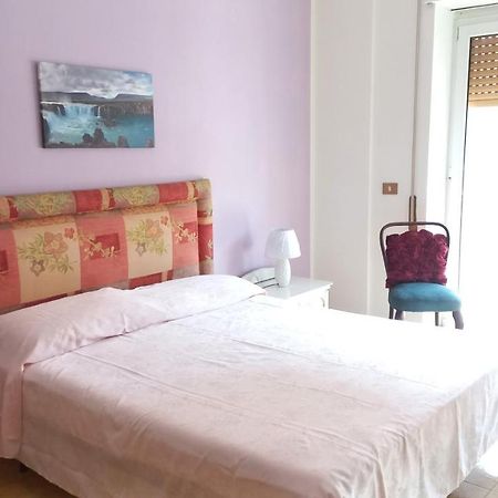 Appartamento Incantevole Al Centro Di Torvaianica Extérieur photo