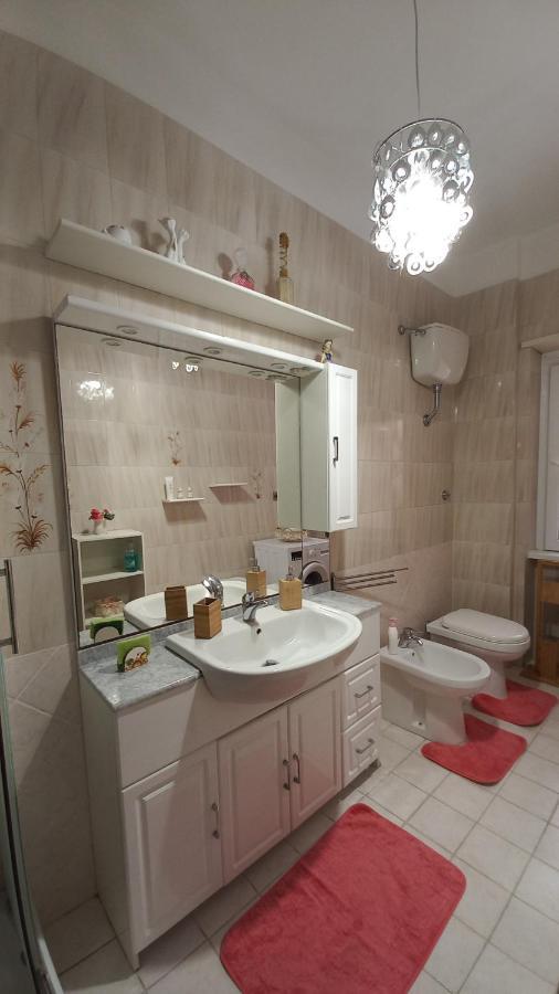 Appartamento Incantevole Al Centro Di Torvaianica Extérieur photo