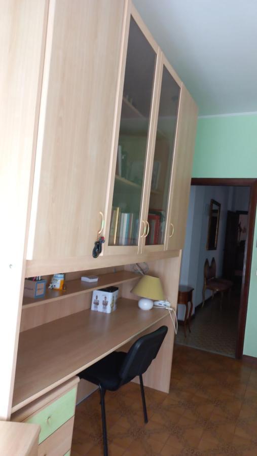 Appartamento Incantevole Al Centro Di Torvaianica Extérieur photo