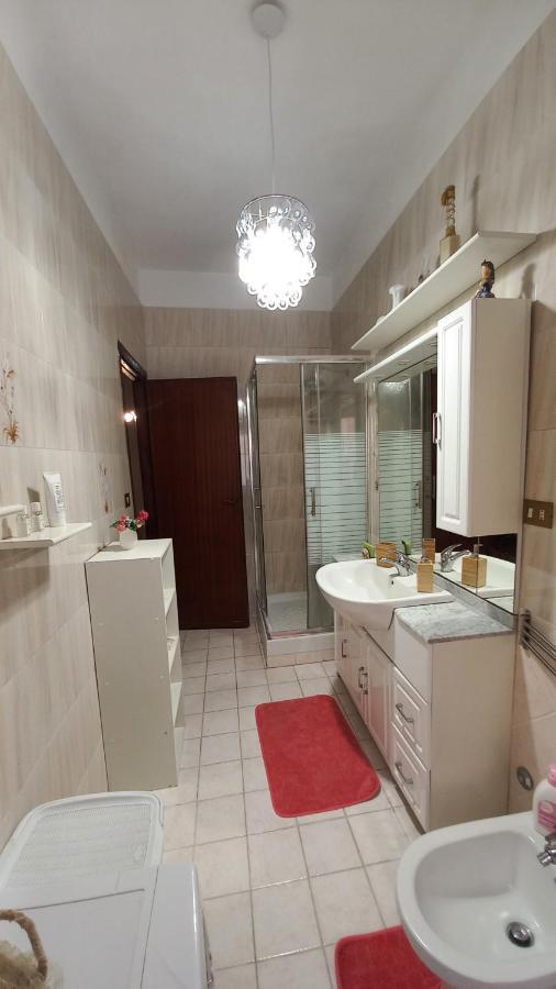 Appartamento Incantevole Al Centro Di Torvaianica Extérieur photo