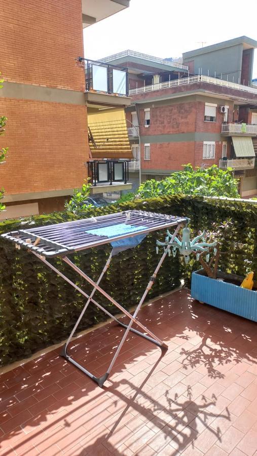 Appartamento Incantevole Al Centro Di Torvaianica Extérieur photo