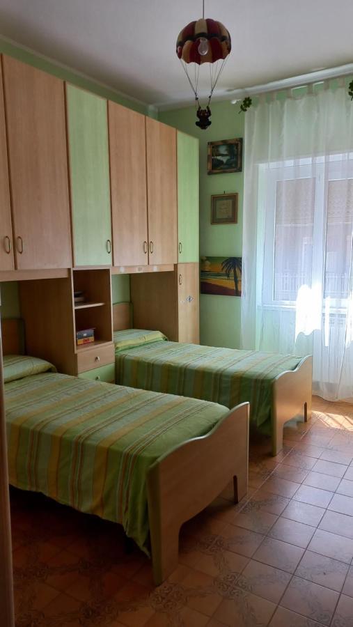 Appartamento Incantevole Al Centro Di Torvaianica Extérieur photo