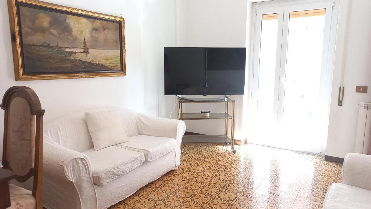 Appartamento Incantevole Al Centro Di Torvaianica Extérieur photo