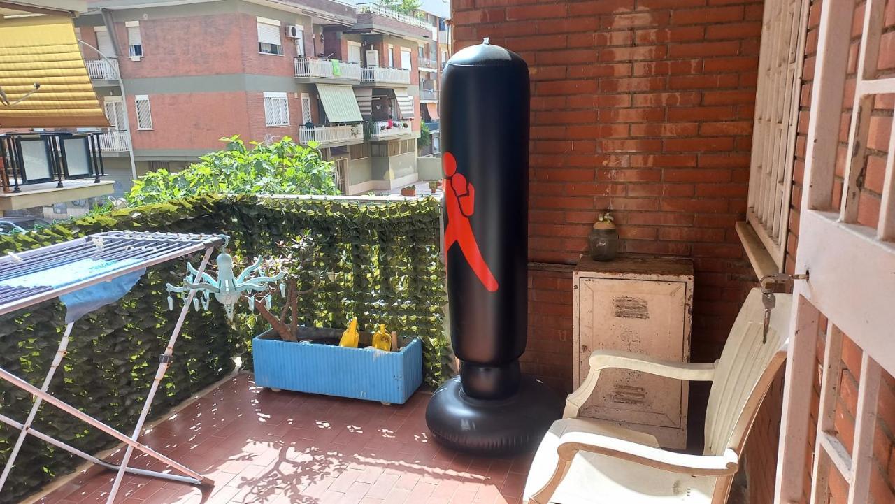 Appartamento Incantevole Al Centro Di Torvaianica Extérieur photo