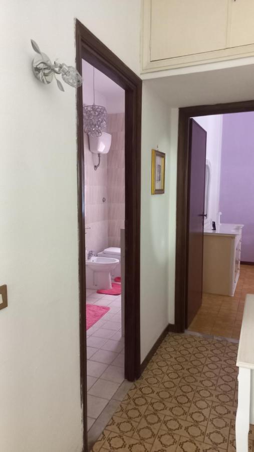 Appartamento Incantevole Al Centro Di Torvaianica Extérieur photo